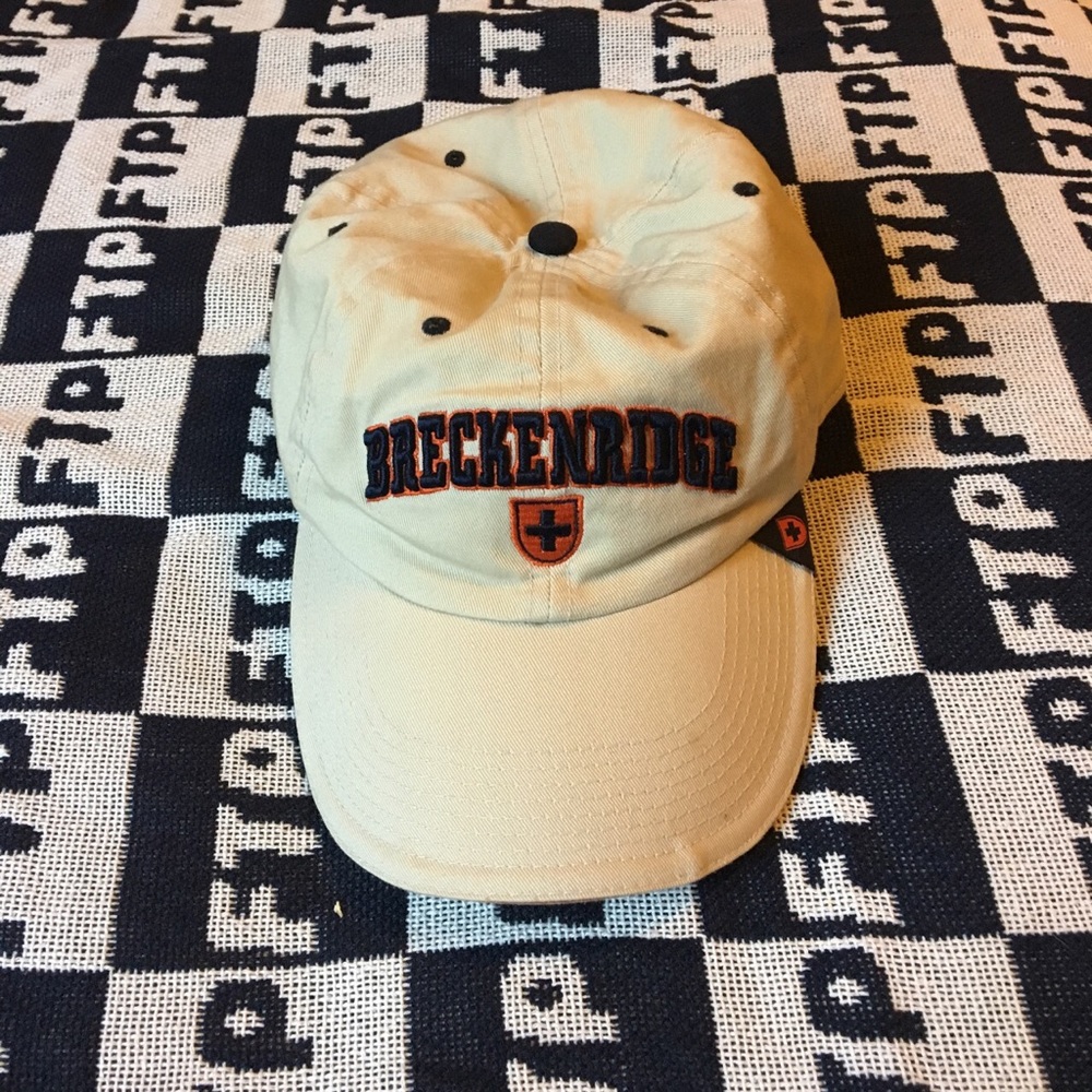 Vintage 1995 tan Breckenridge Hat